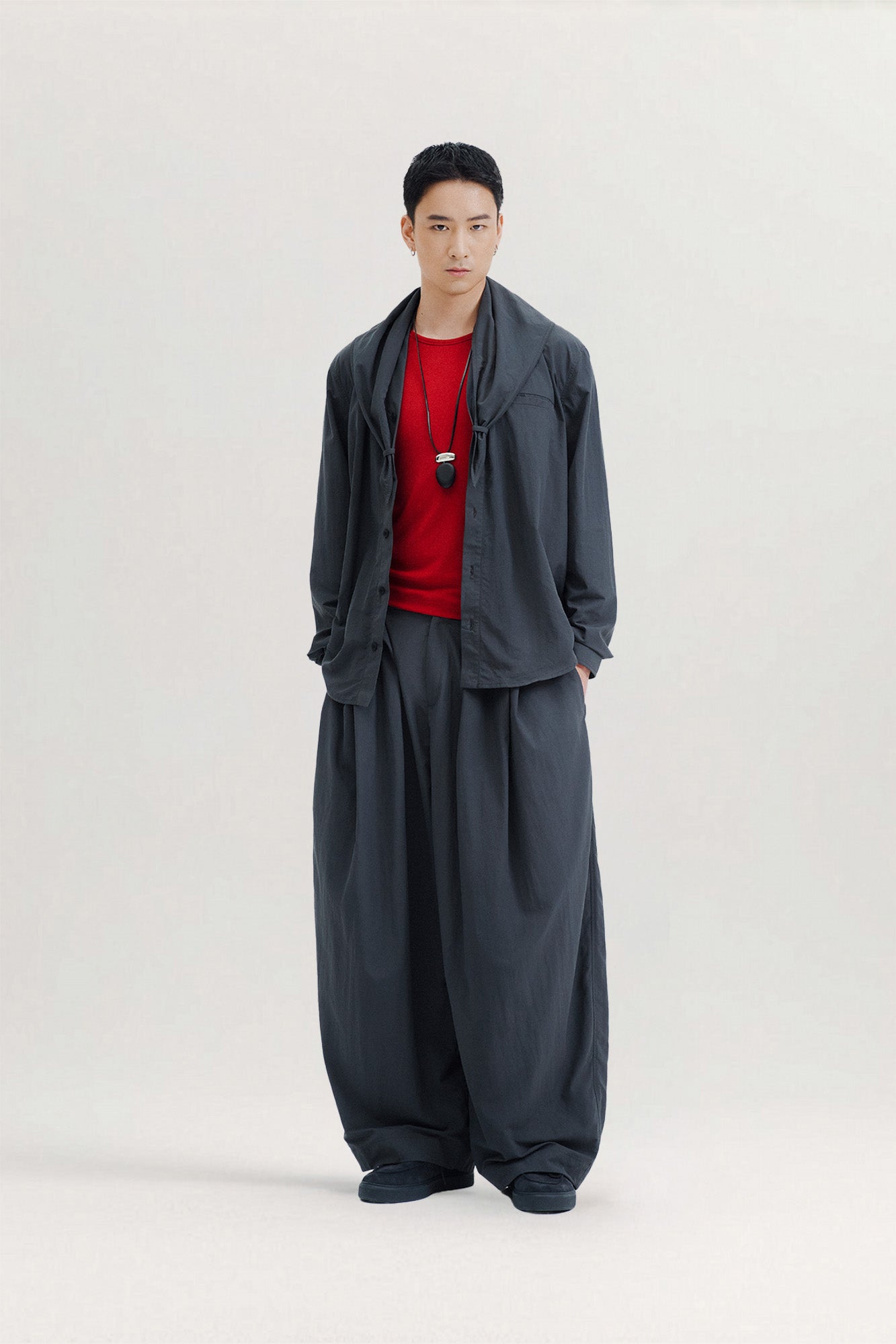 Banco Pleated Pants for men, from AIN, The Nam Concept