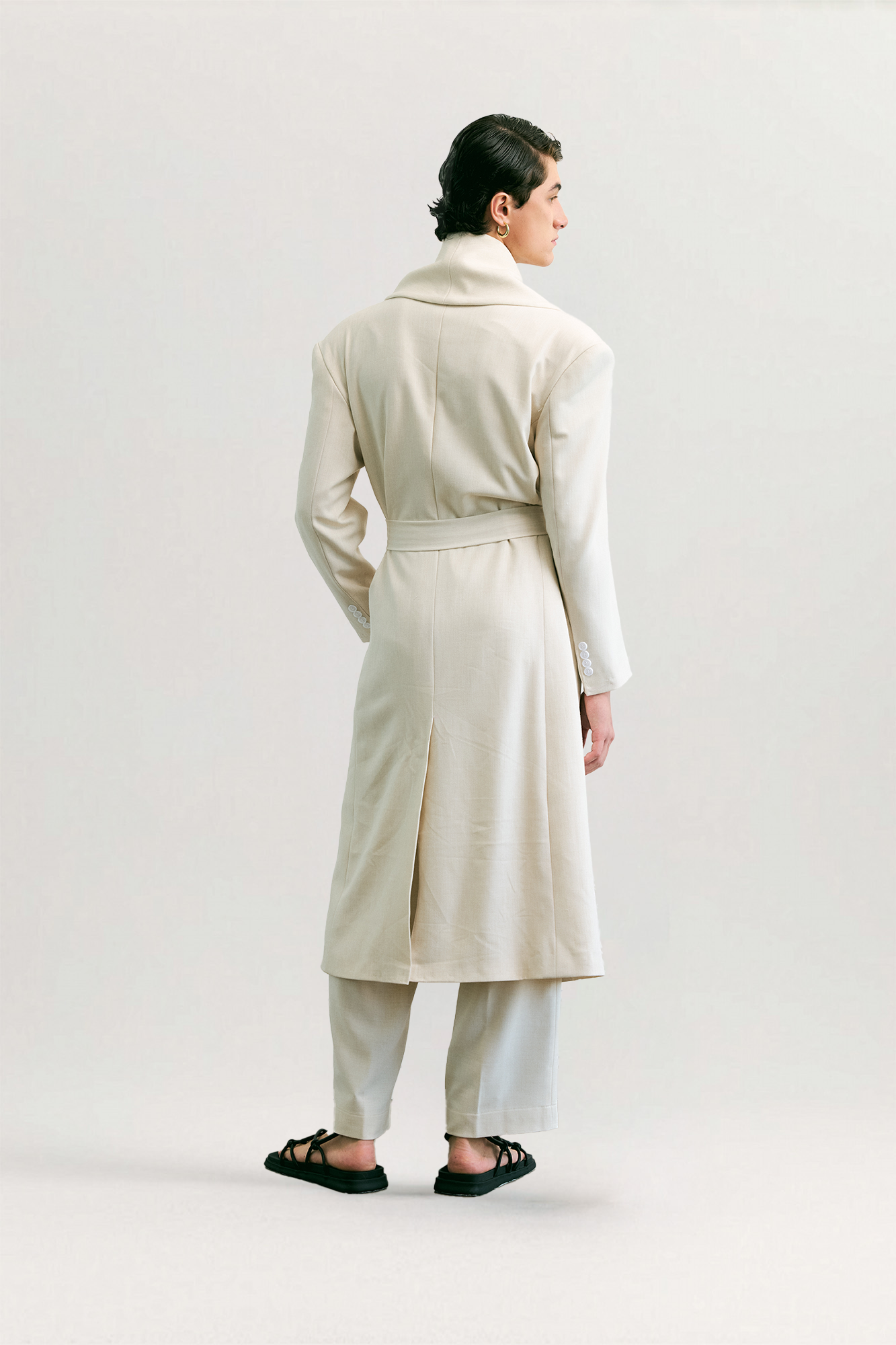 Cornor Wool Robe Coat for man, from DE JUNIEL, The Nam Concept