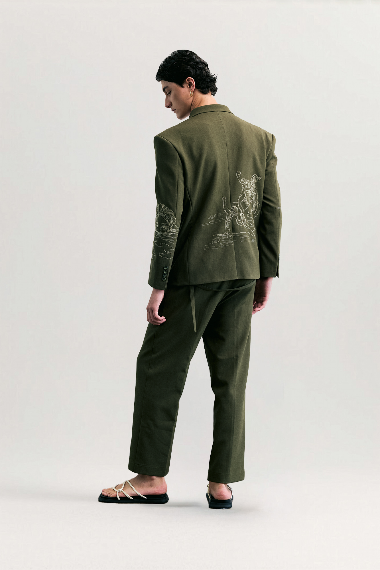Anthony Embroidered Suit for man, from DE JUNIEL, The Nam Concept