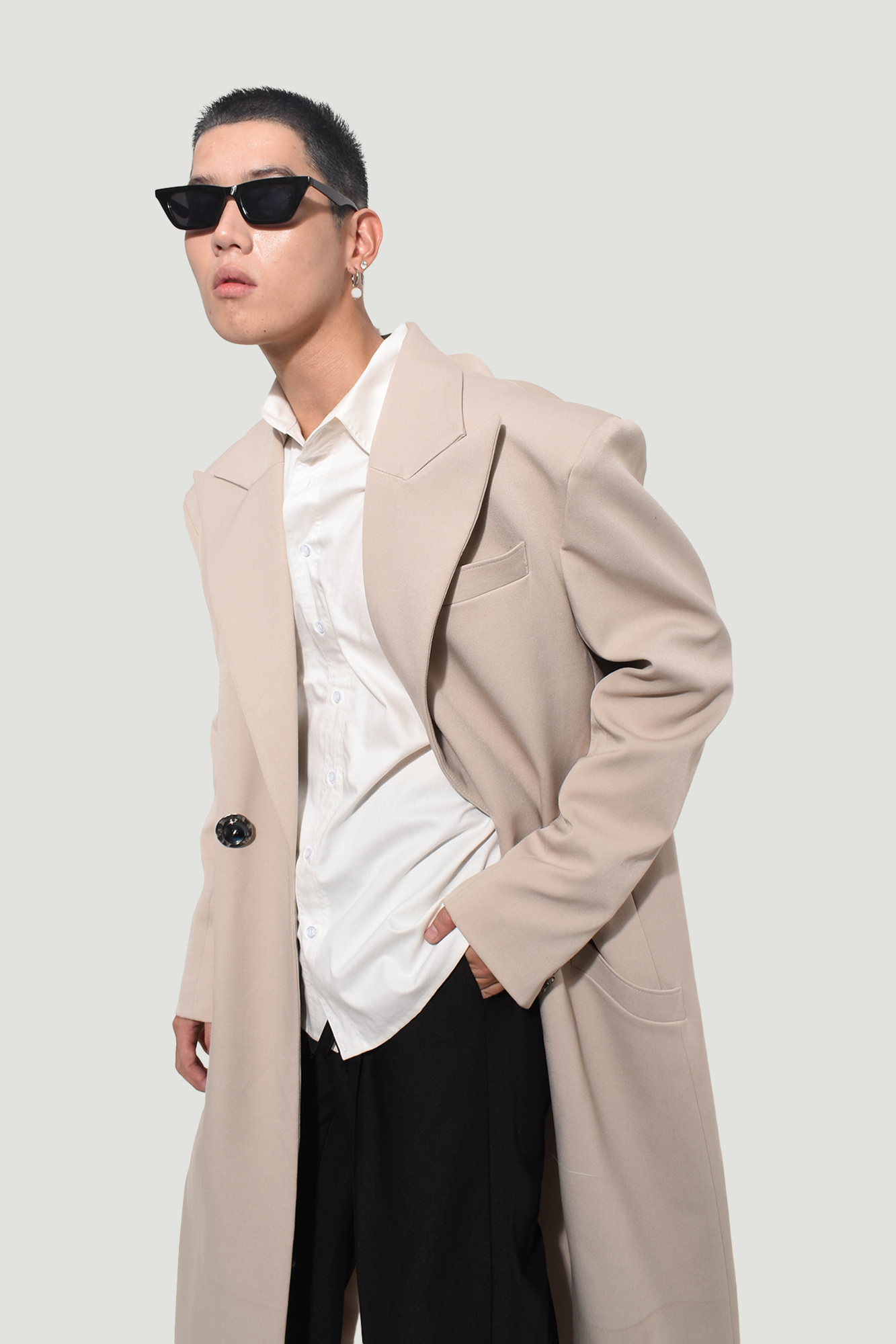 Aiden Long Structured Coat for man, from DE JUNIEL, The Nam Concept 