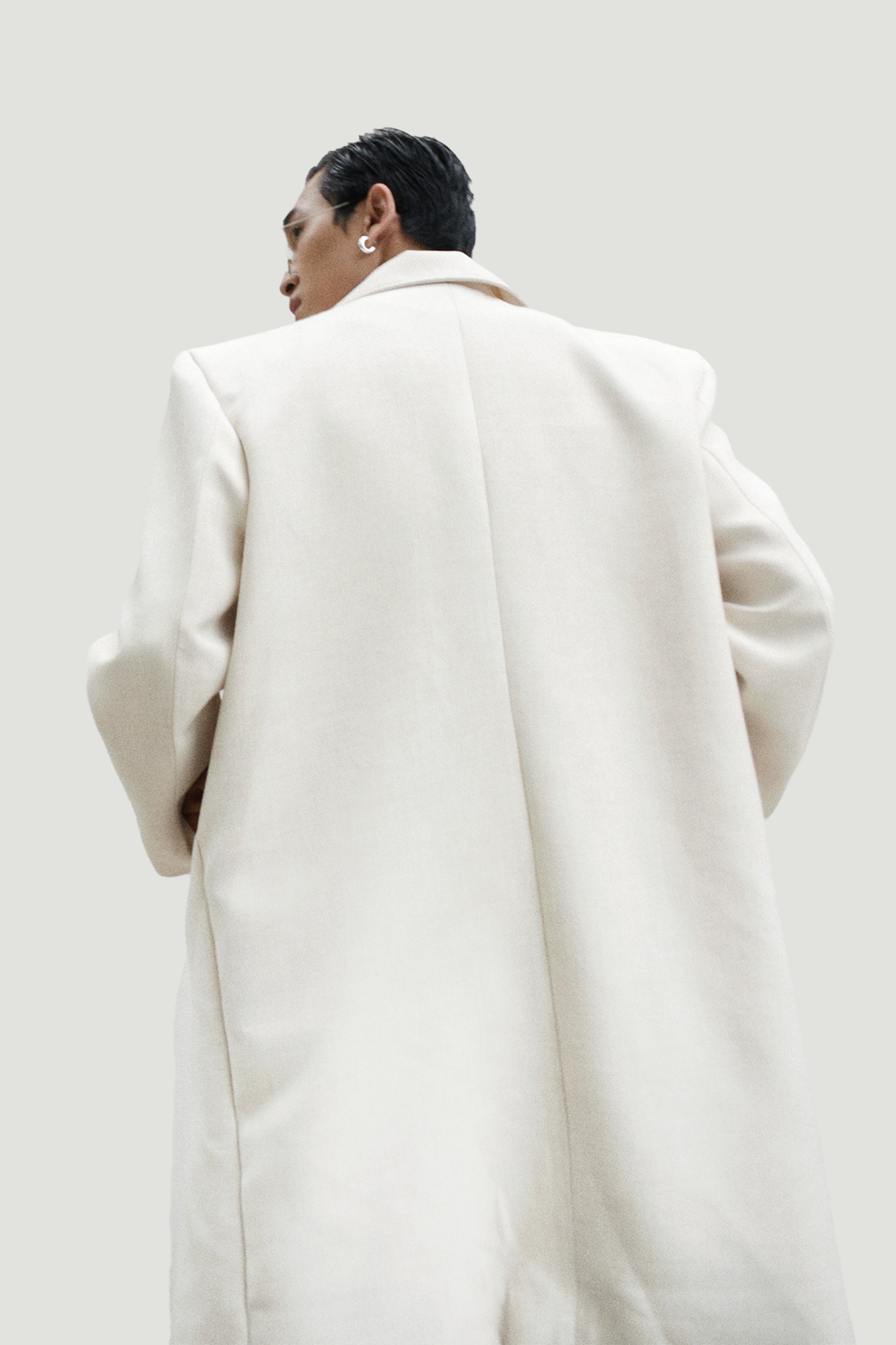 Monolith Jacket Quiet Structure for man, from DE JUNIEL, The Nam Concept 